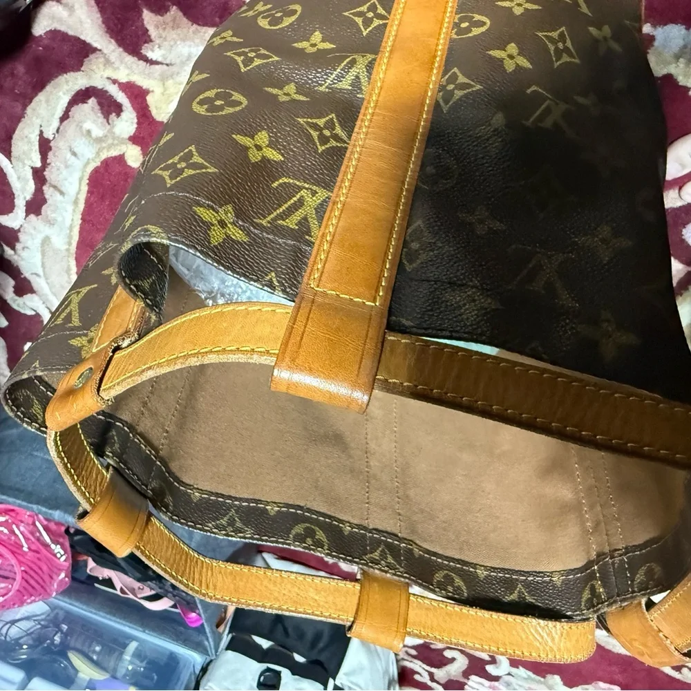 Authentic Louis Vuitton Randonnee - Picture 13 of 16